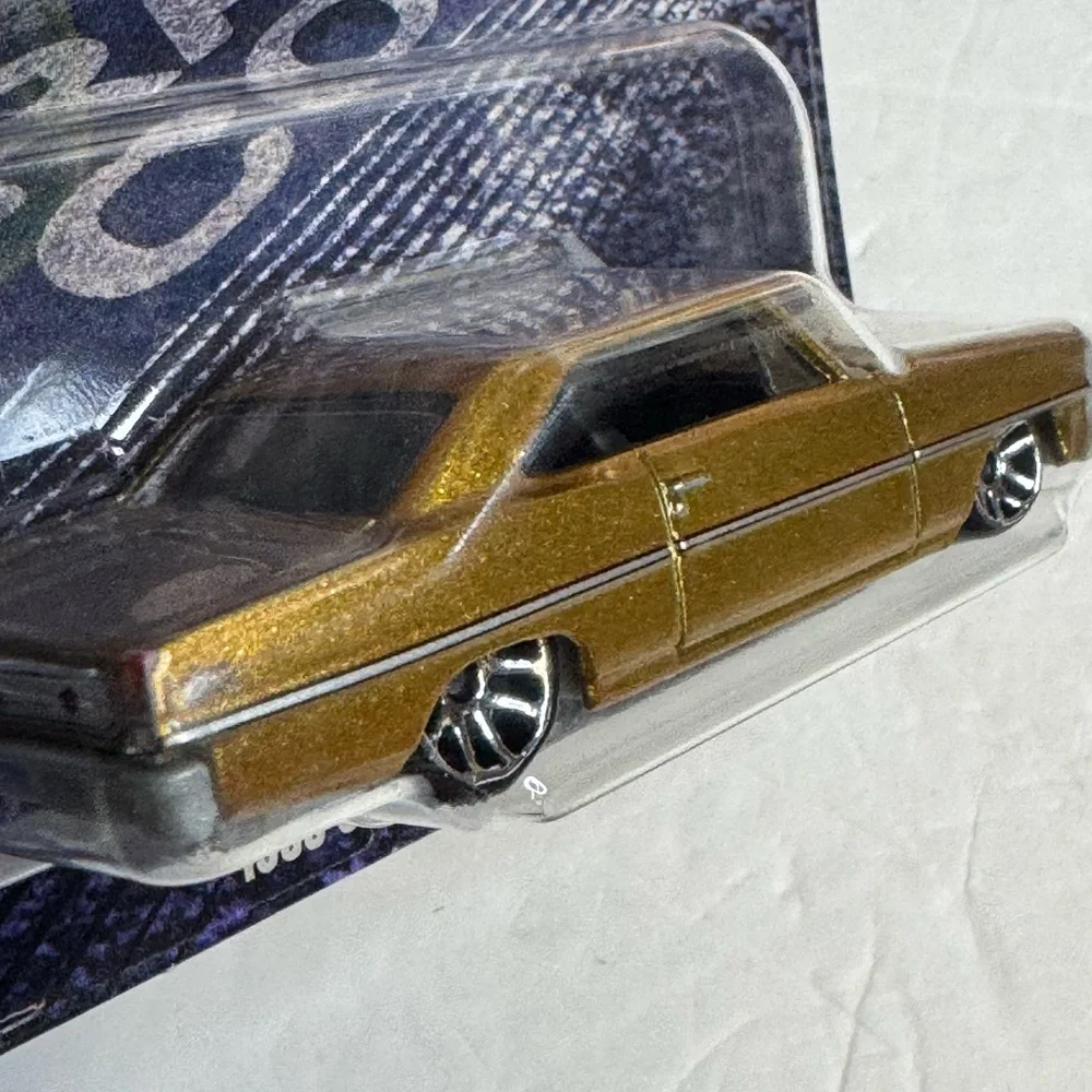 Hot Wheels Silver Series Fast and Furious RACING COURSE 1966 CHEVY NOVA 4/5 - Picture 3 of 8